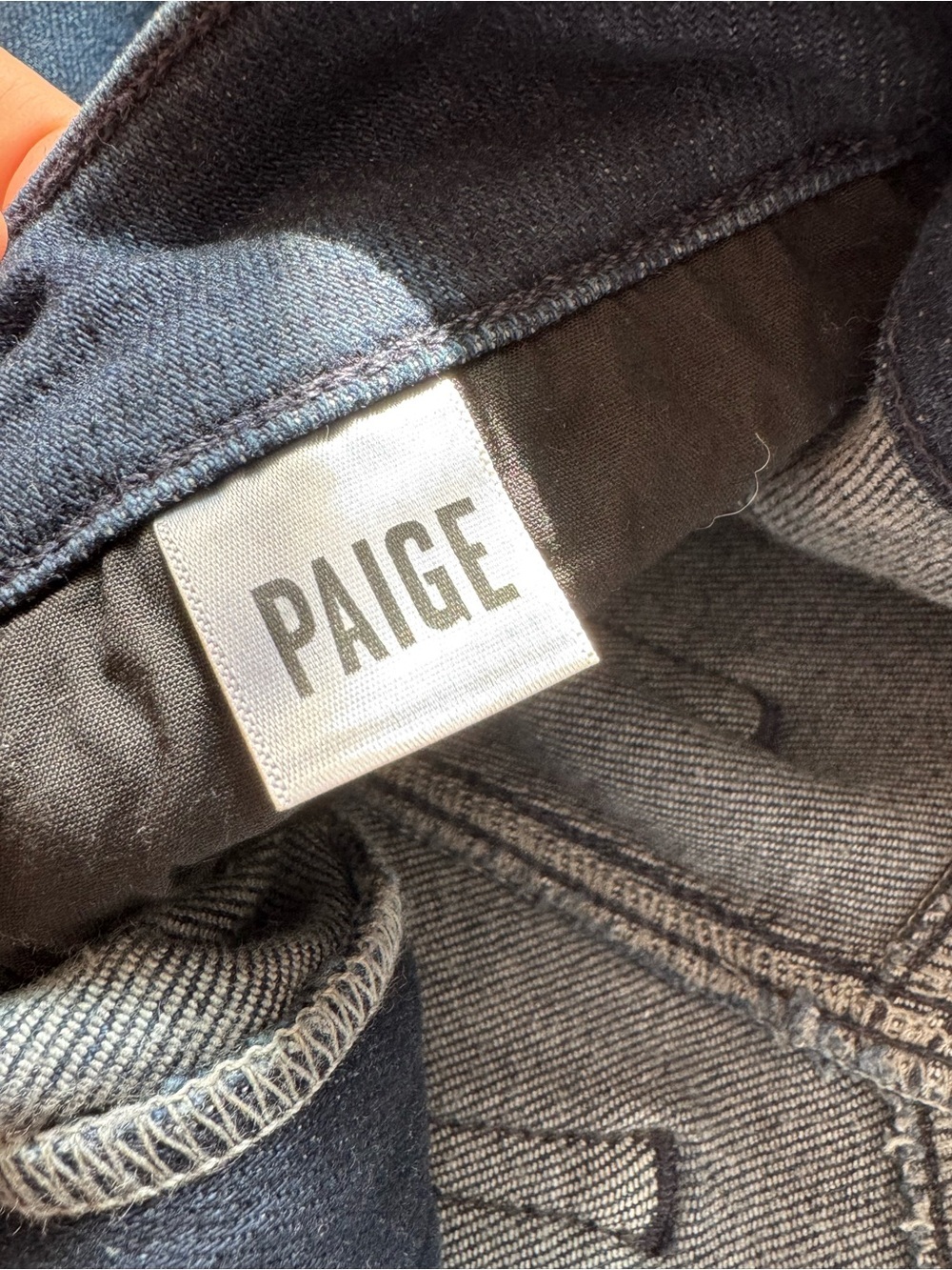 PAIGE Anessa Wide Leg Jeans in Sussex 24 - Picture 11 of 13